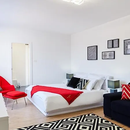 Villa Solaria Blu - A Luxury Sea View Retreat In Durres *