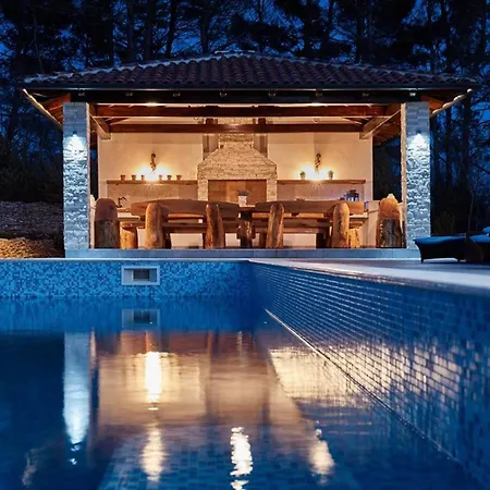 Villa Solaria Blu - A Luxury Sea View Retreat In Durres